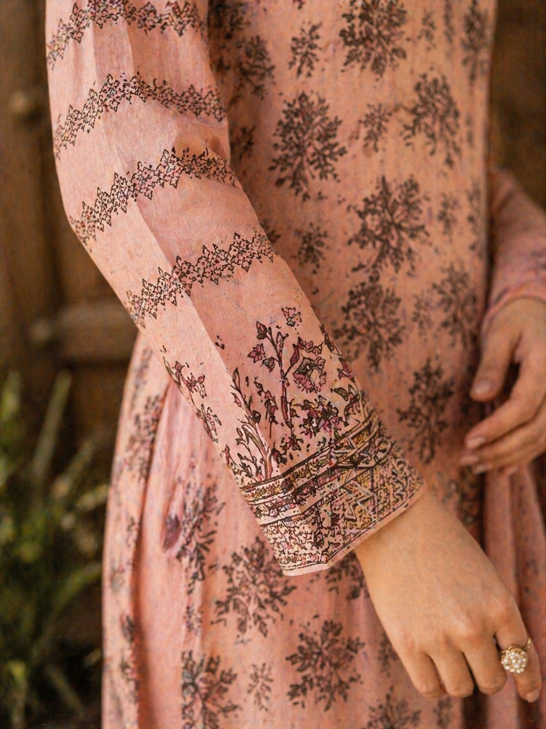 Printed Lawn 3-Piece Suit - Peach & Charcoal Floral